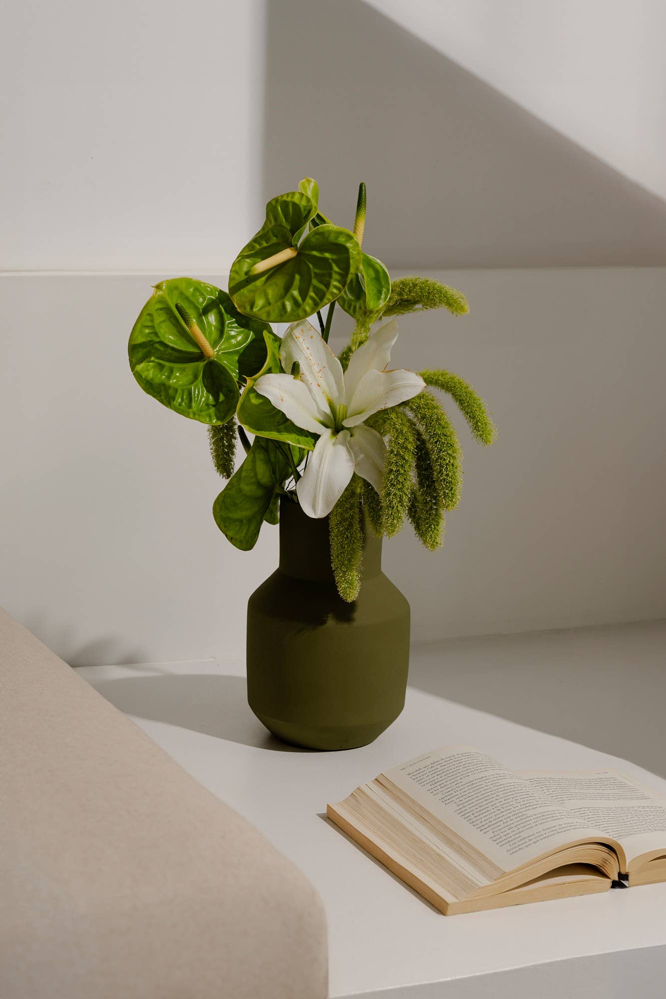 Vaso Sado fatto a mano in ceramica verde oliva
